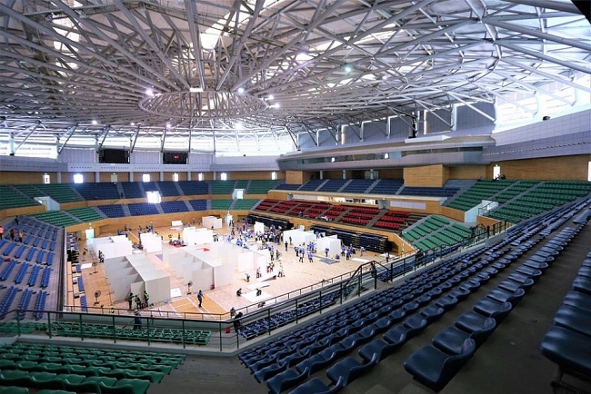 Da Nang's Covid-19 makeshift field hospital underway